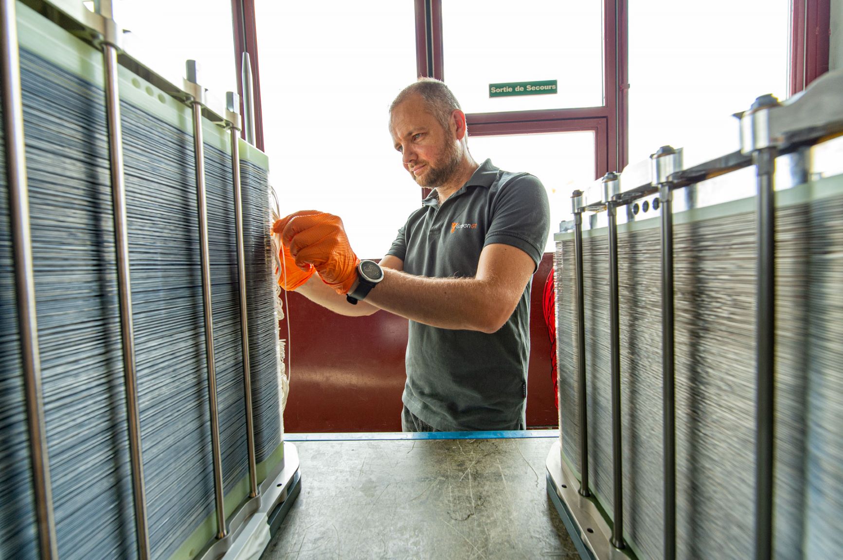 The process to produce pure hydrogen – hydraulic fracturing – aims to produce hydrogen (H2), carbon monoxide (CO) and carbon dioxide (CO2) by breaking water molecules (H2O) at high temperature © GreenGT