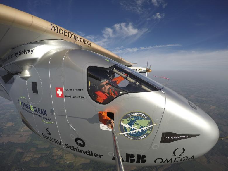 Bertrand Piccard takes a selfie on his way towards Lehigh Valley, Pennsylvania, USA