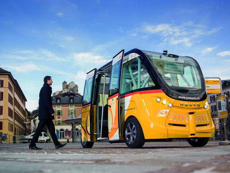 Self-driving shuttle operated by PostBus
