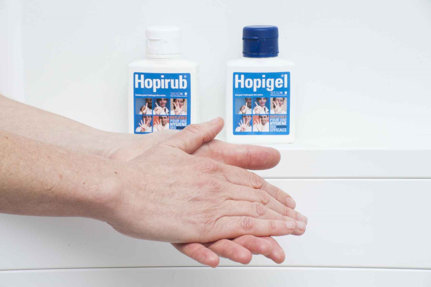Hand hygiene © Julien Gregorio/phovea/HUG