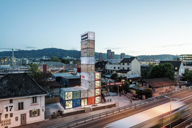 Le Flagship Store de Zurich © Roland Tännler