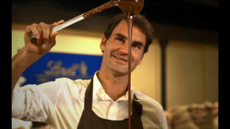 Roger Federer discovers the LINDT Difference         