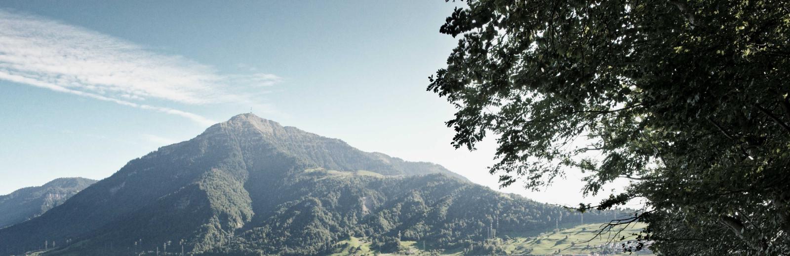 Feuerring in front of lake Zug