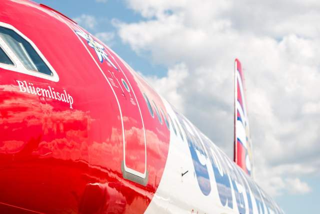 Flugzeug Blüemlisalp.jpg