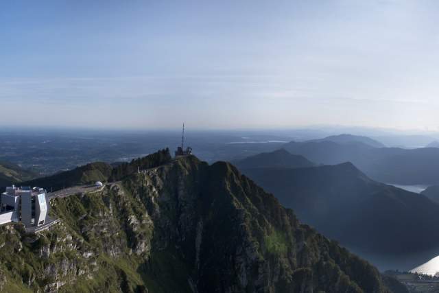 Tout_Mario%20Botta%20Stone%20Flower%20at%20Monte%20Generoso.jpg