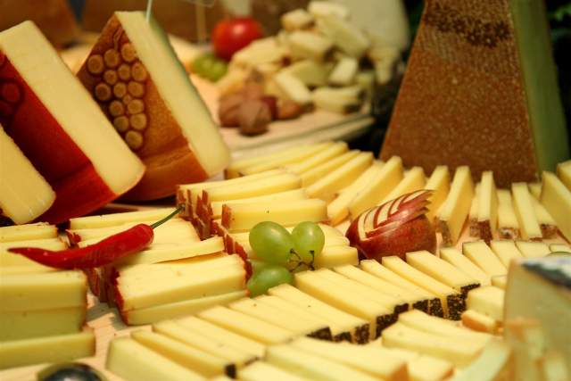 fromages (Large).jpg