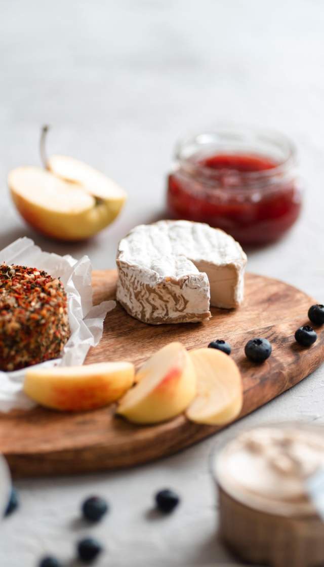 03_newroots_cheese_800x1400.png