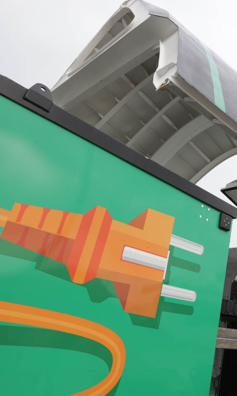 Electric socket Leclanché