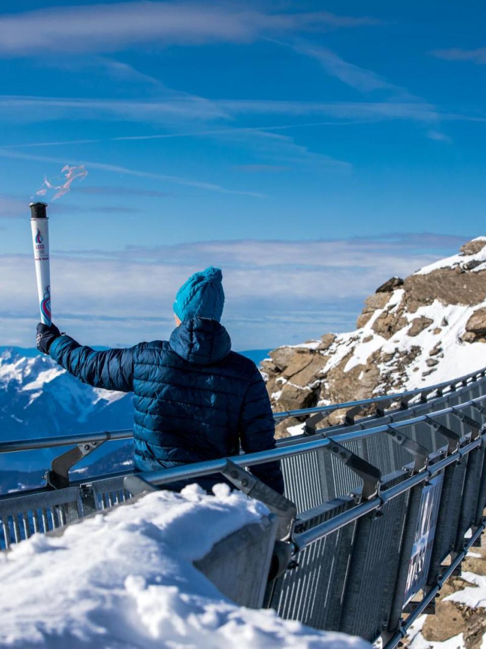 Olympic torch, Glacier 3000